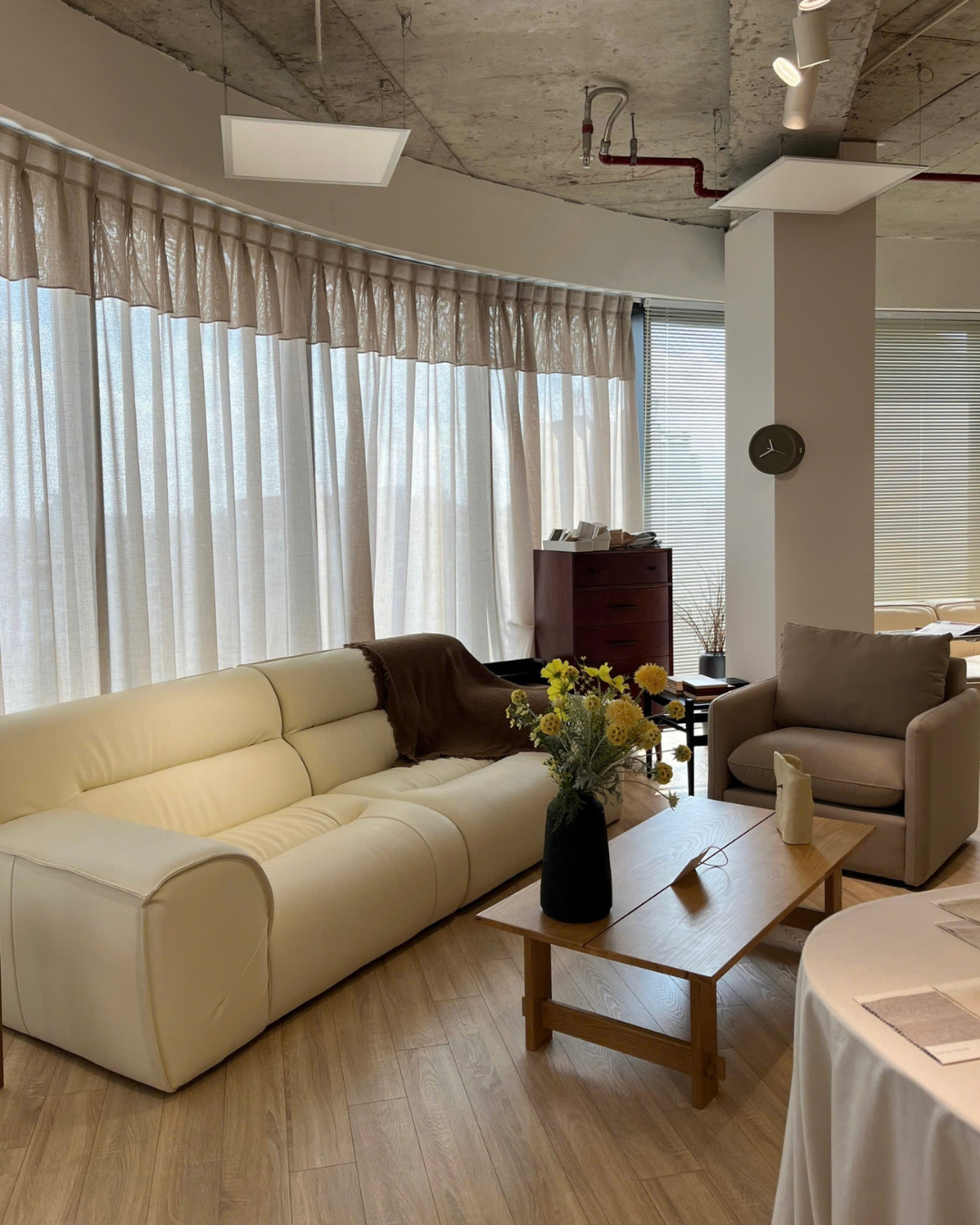 Winston Sofa – sofa Sochiu Studio