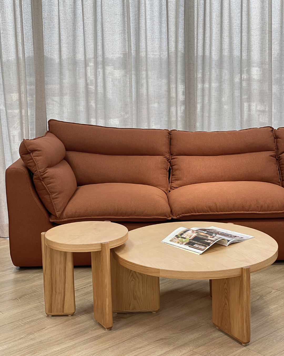 Anoki Coffee Table – bàn trà Sochiu Studio