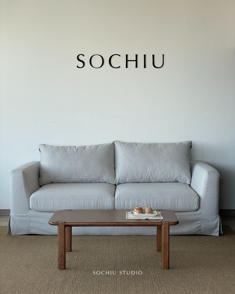 Jóse Sofa – sofa Sochiu Studio