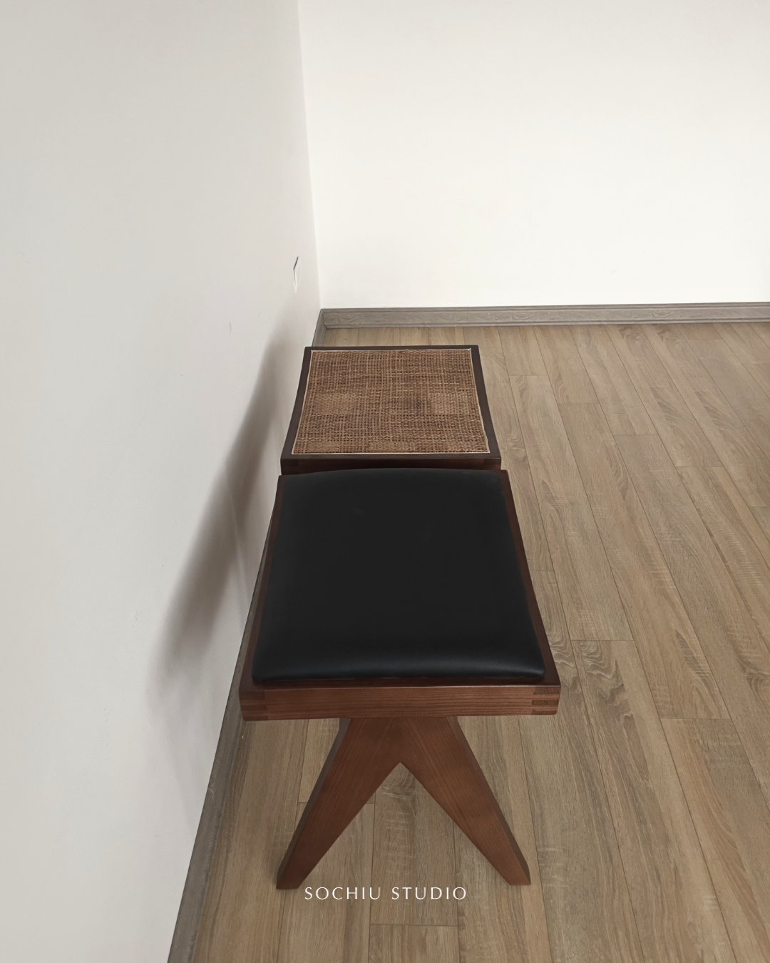 Rattan Pierre Jeanneret Stool – ghế gỗ Sochiu Studio