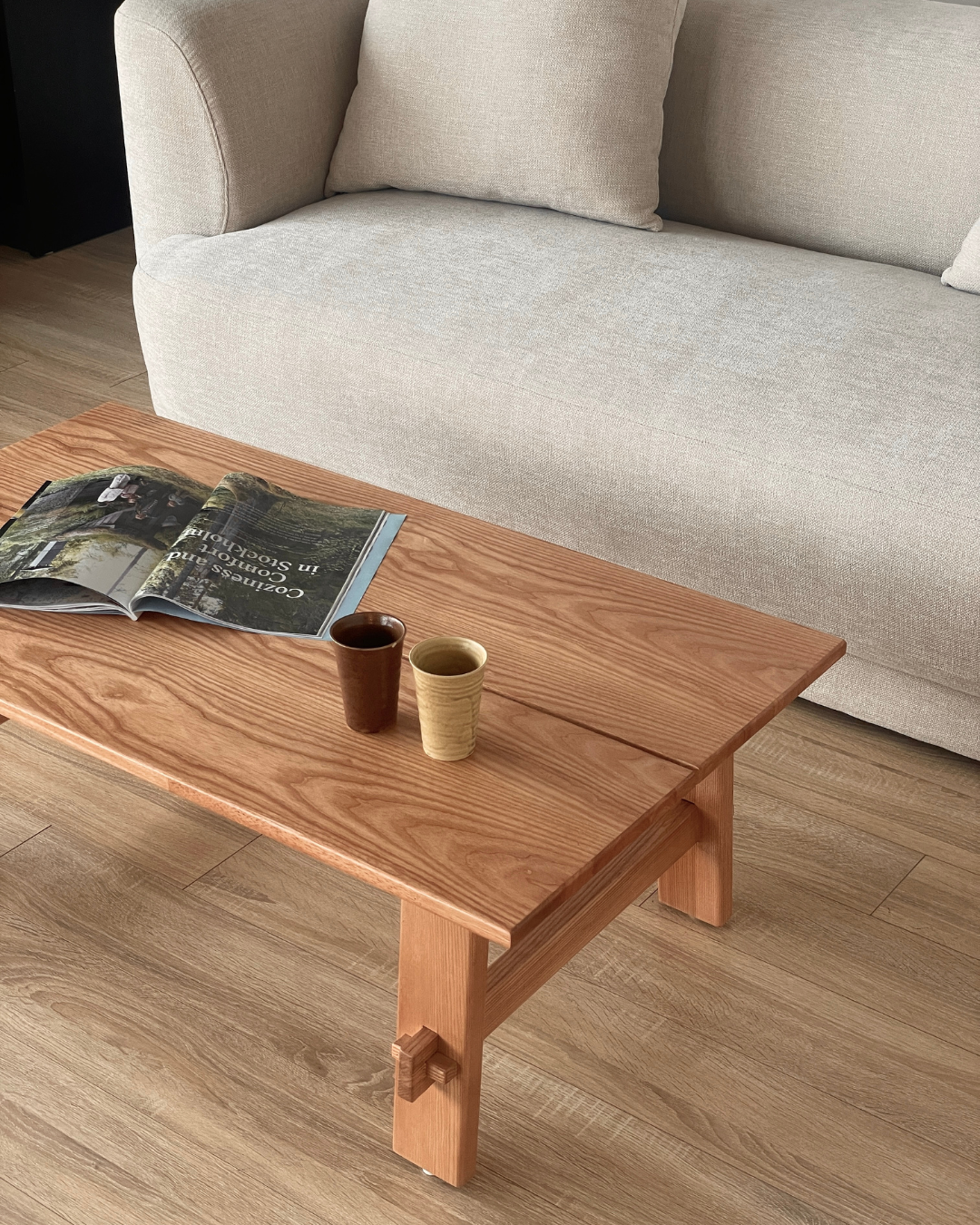 Carter Coffee Table – bàn trà Sochiu Studio