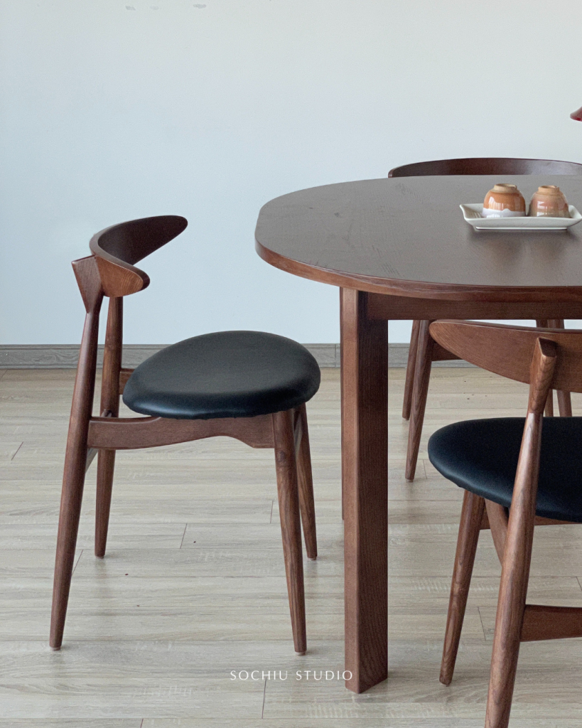 Kai Dining Chair – ghế gỗ Sochiu Studio