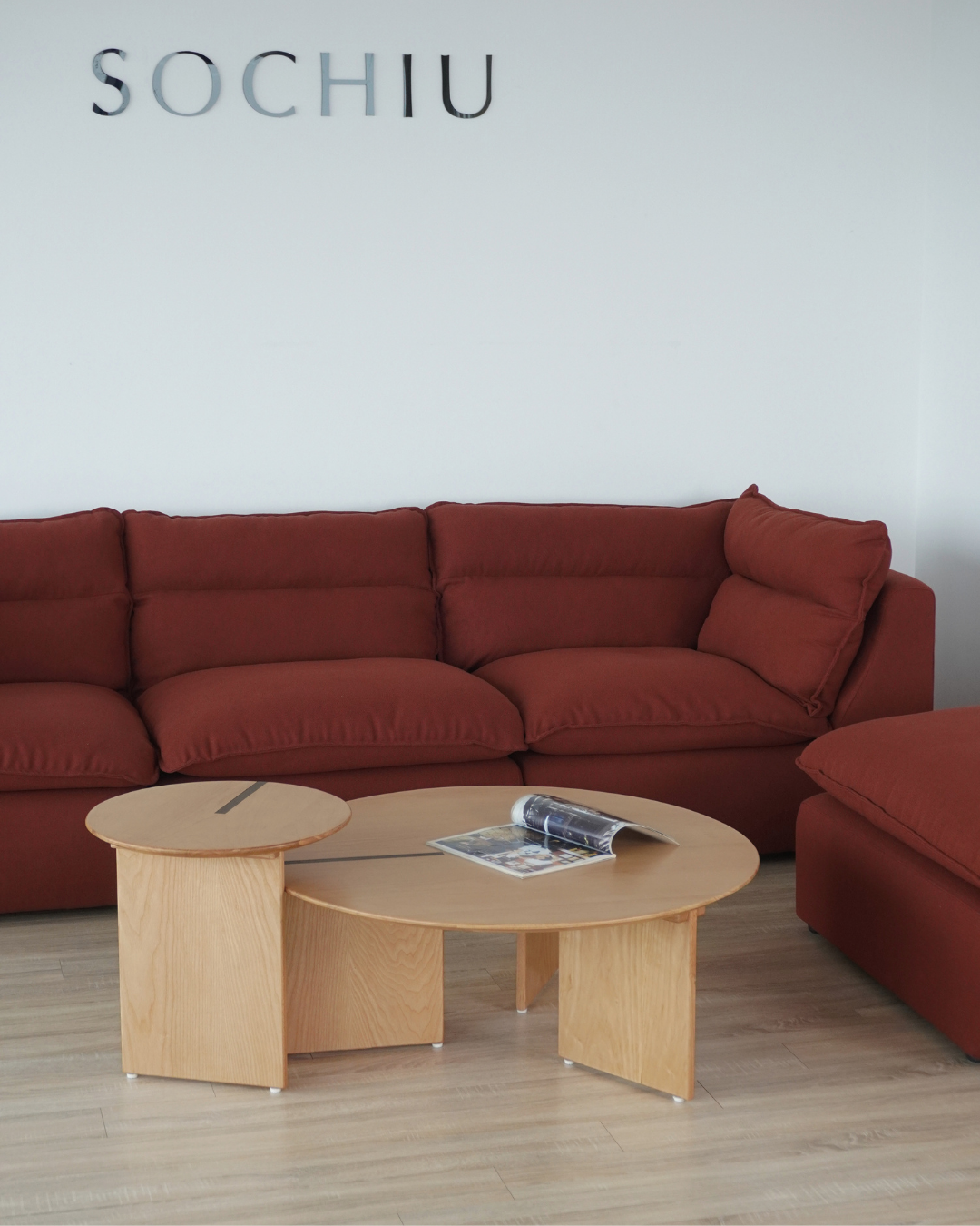 Monti Coffee Table – bàn trà Sochiu Studio