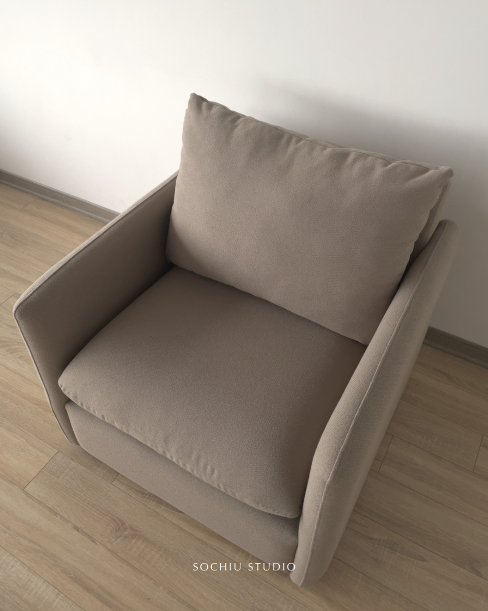 Grace Armchair – sofa Sochiu Studio