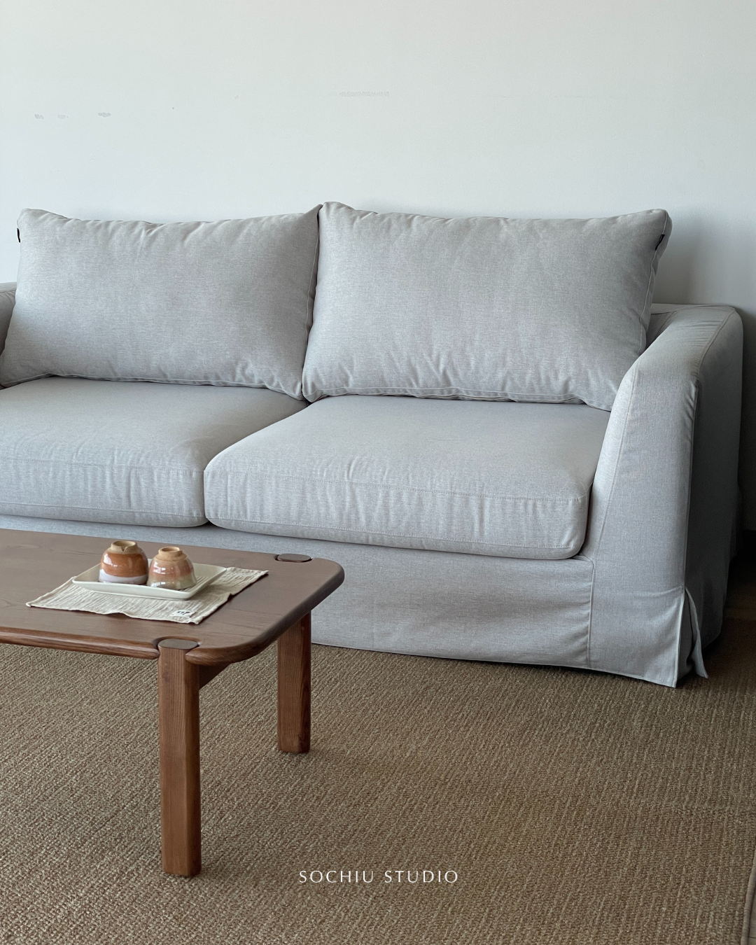 Jóse Sofa – sofa Sochiu Studio
