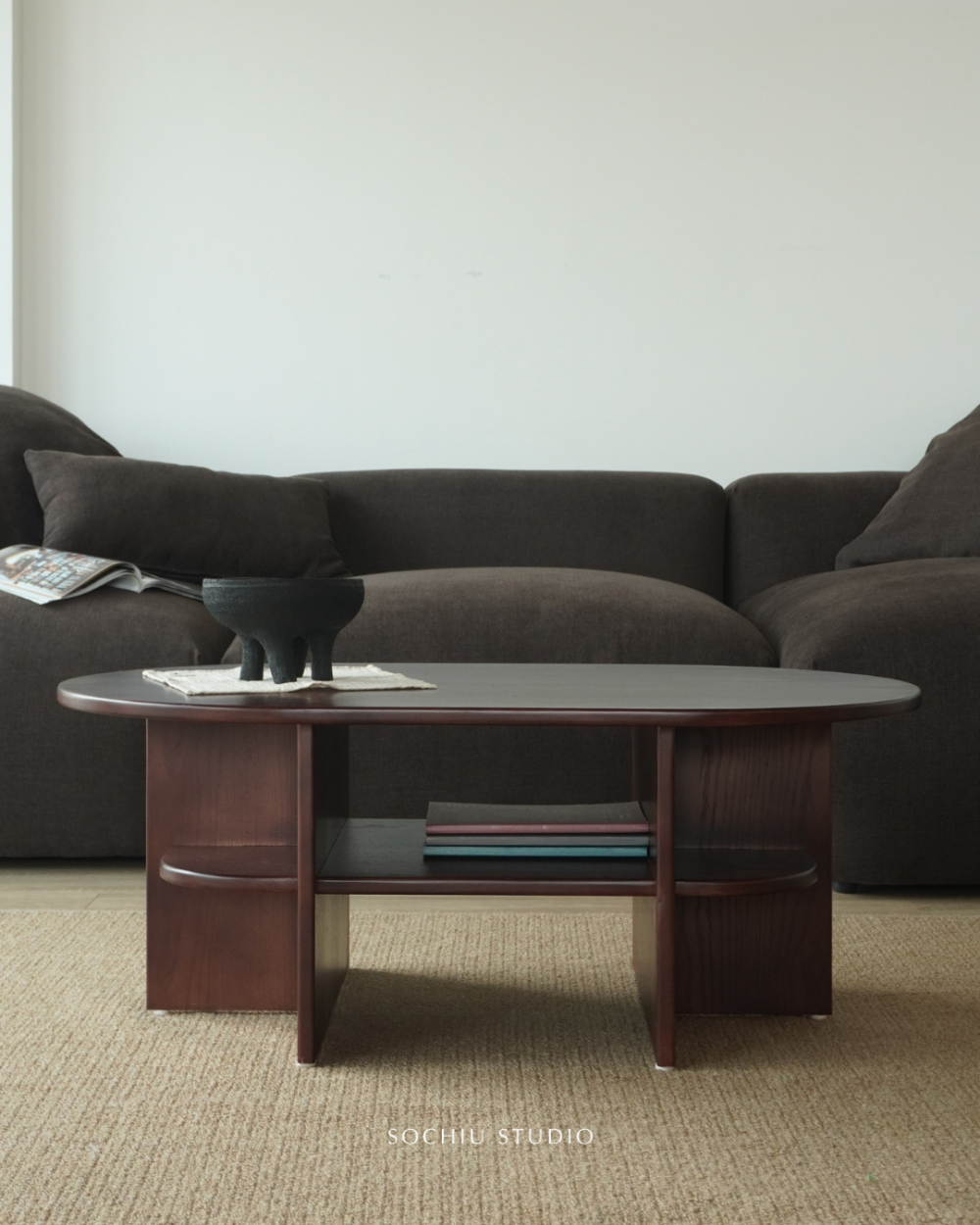 Luna Coffee Table – bàn trà Sochiu Studio