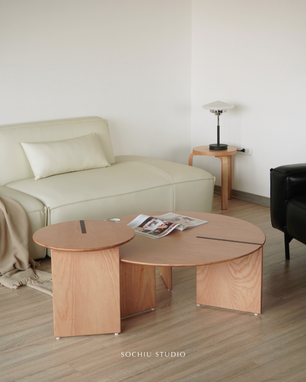 Monti Coffee Table – bàn trà Sochiu Studio