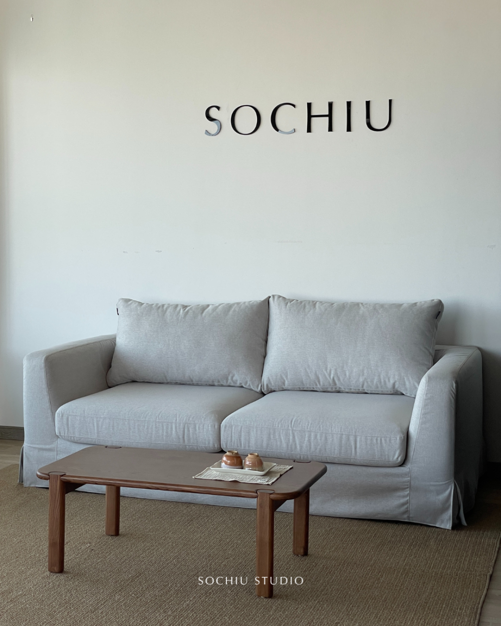 Jóse Sofa – sofa Sochiu Studio