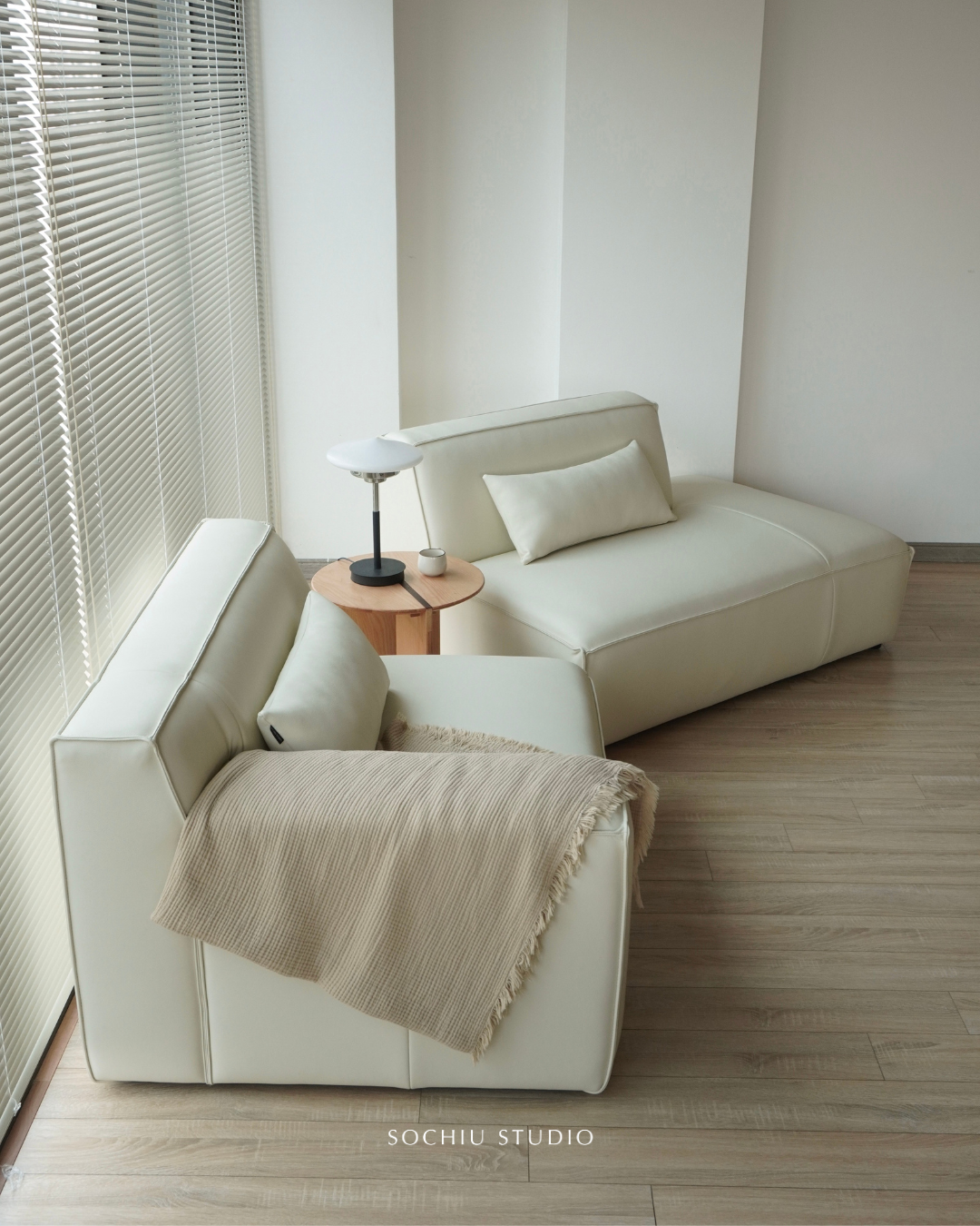 Monti Coffee Table – bàn trà Sochiu Studio