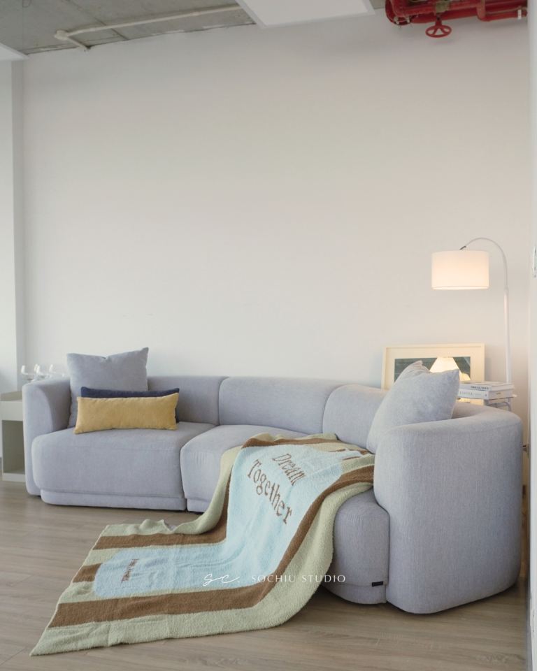 Clara Sofa Curved Sectional Sofa 1 – sofa Sochiu Studio