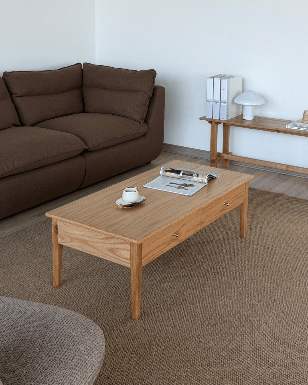 Louis Coffee Table – bàn trà Sochiu Studio