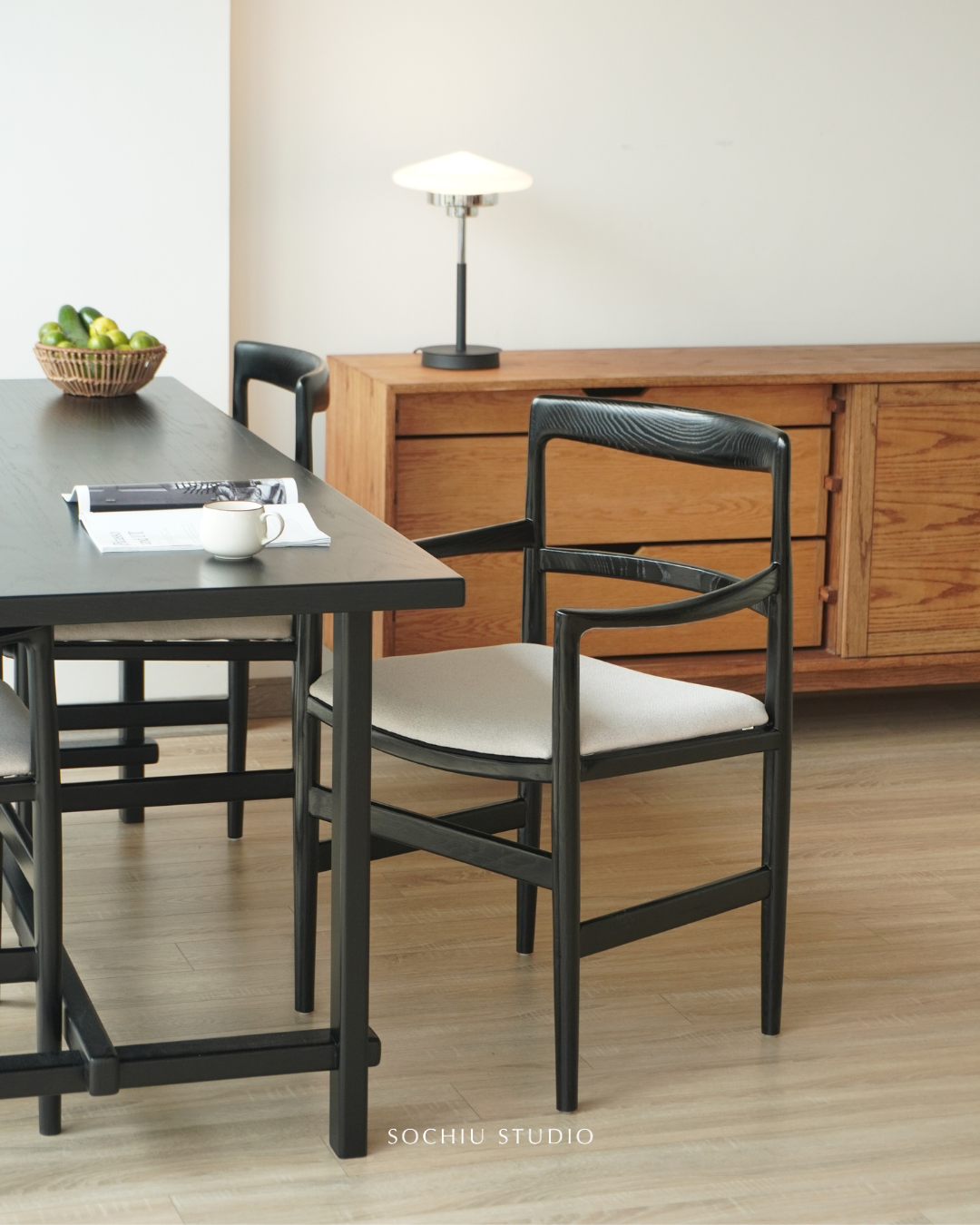 Fuji Dining Table 1800 – bàn ăn Sochiu Studio